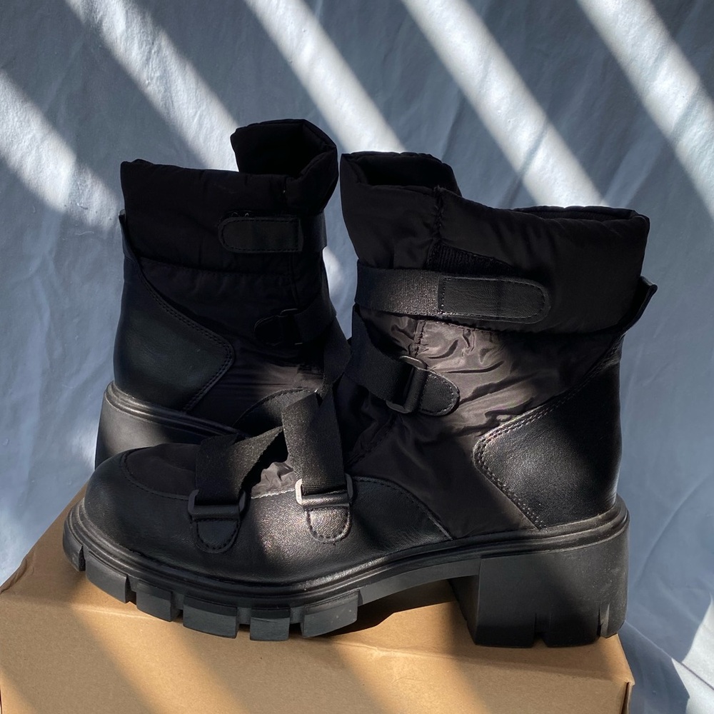 Mix No. 6 Saro Padded Boot Women's Size 10